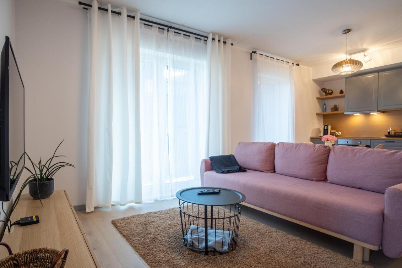 Dream Stay - Brand New Apartment With Balcony & Free Parking Tallinn Ngoại thất bức ảnh