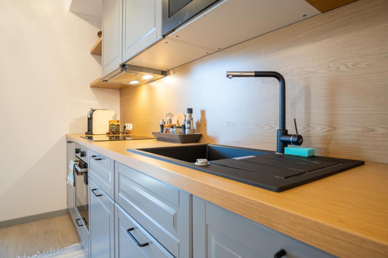 Dream Stay - Brand New Apartment With Balcony & Free Parking Tallinn Ngoại thất bức ảnh