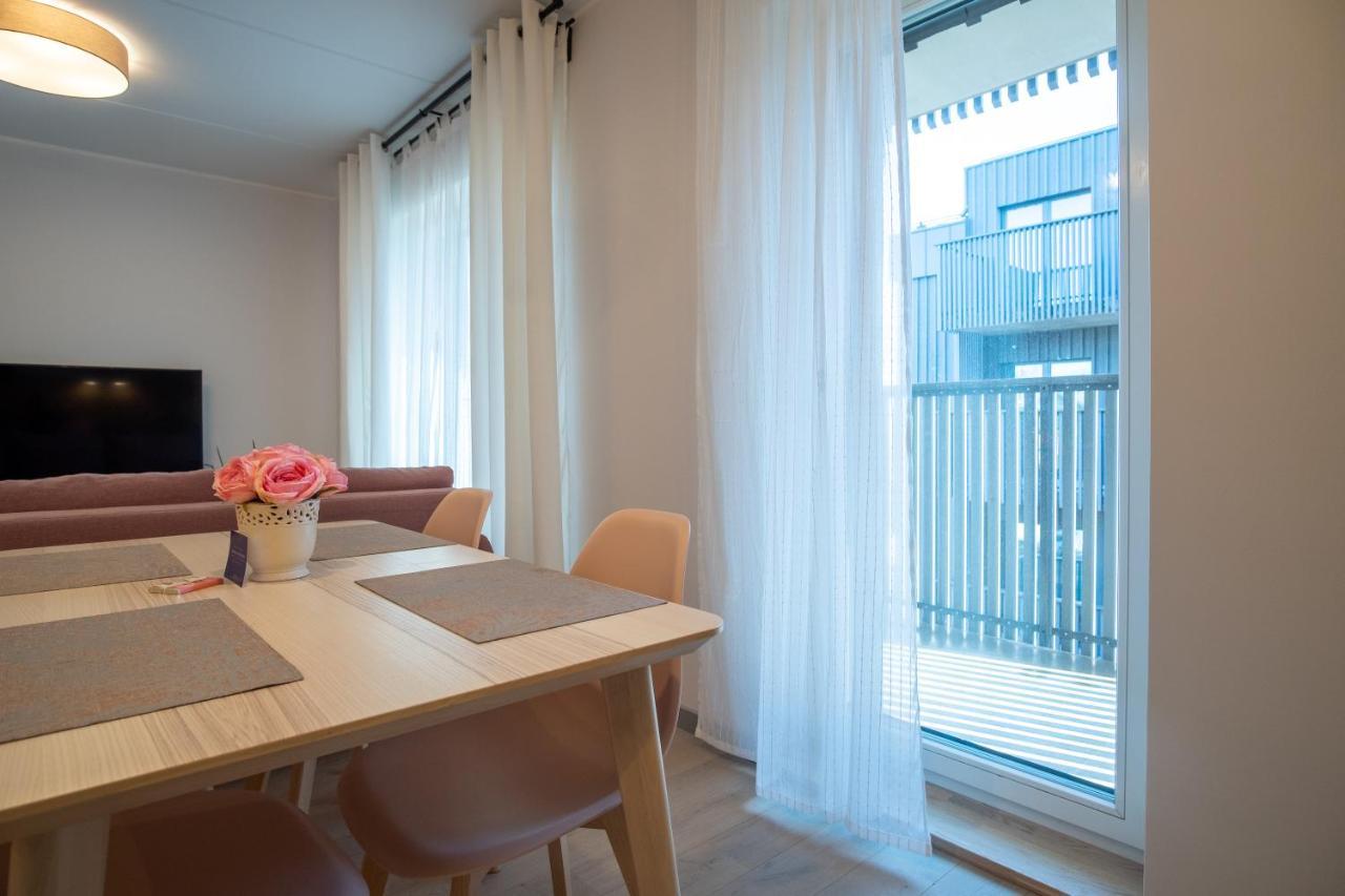 Dream Stay - Brand New Apartment With Balcony & Free Parking Tallinn Ngoại thất bức ảnh