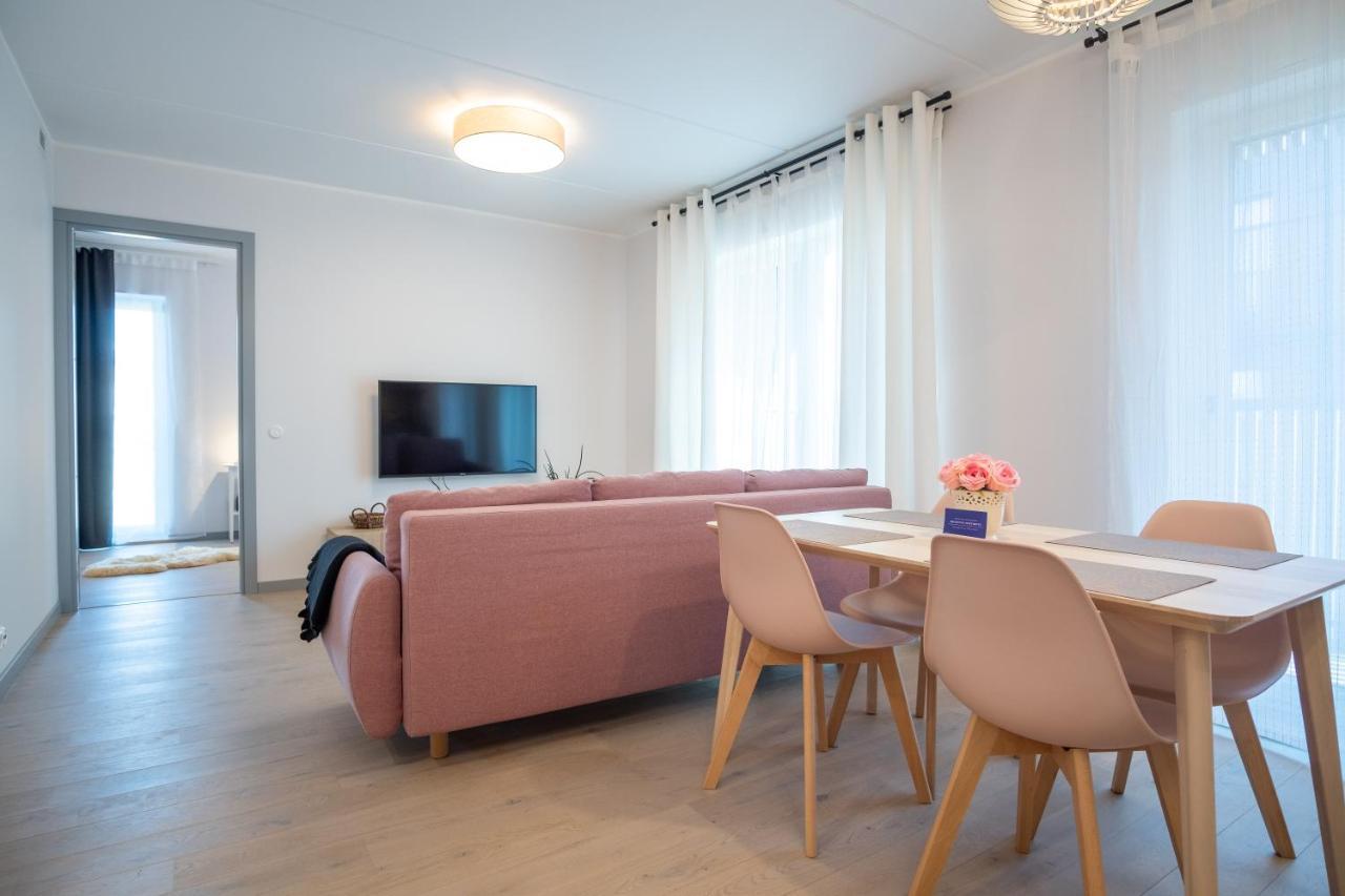 Dream Stay - Brand New Apartment With Balcony & Free Parking Tallinn Ngoại thất bức ảnh