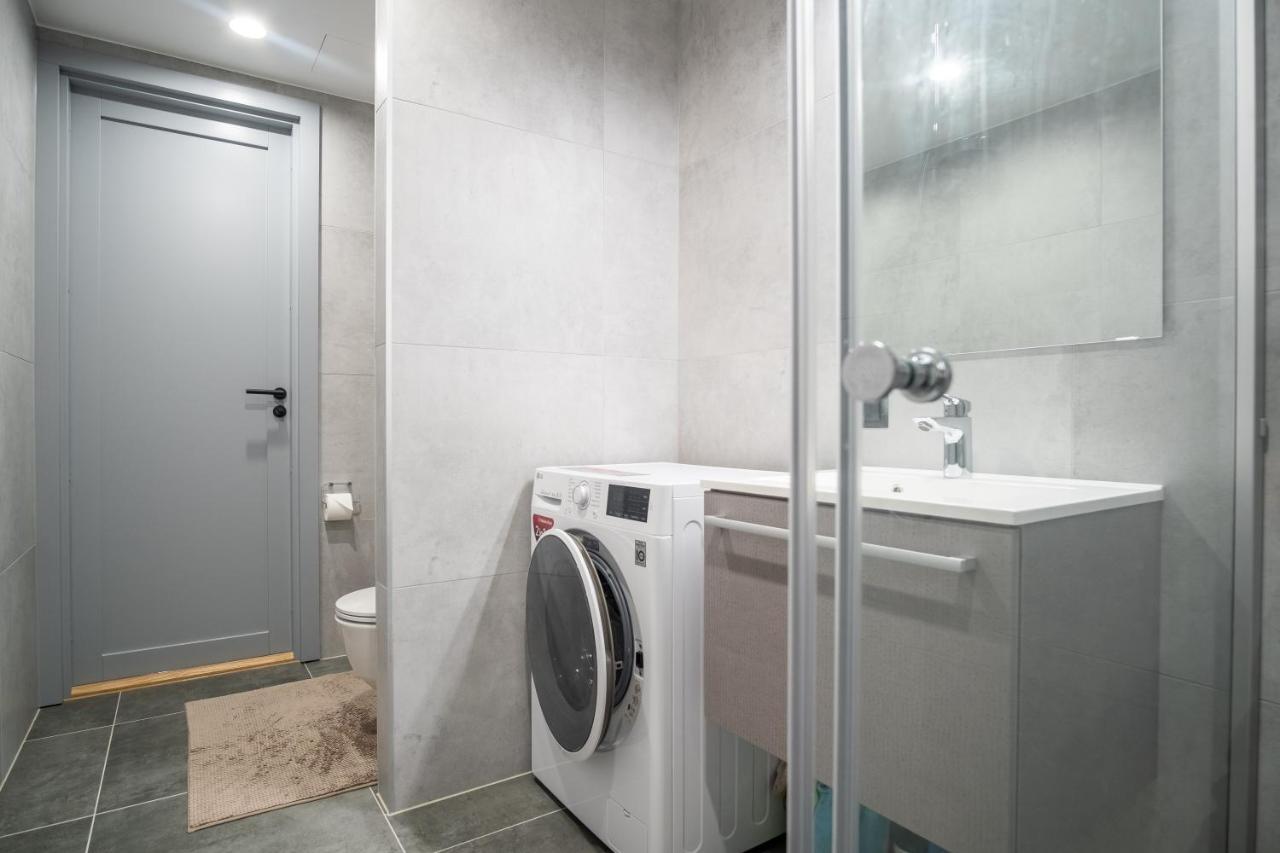 Dream Stay - Brand New Apartment With Balcony & Free Parking Tallinn Ngoại thất bức ảnh