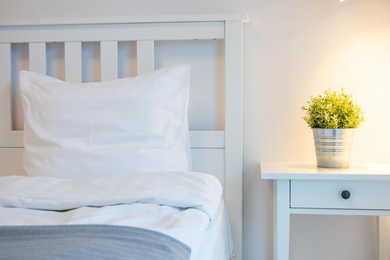 Dream Stay - Brand New Apartment With Balcony & Free Parking Tallinn Ngoại thất bức ảnh